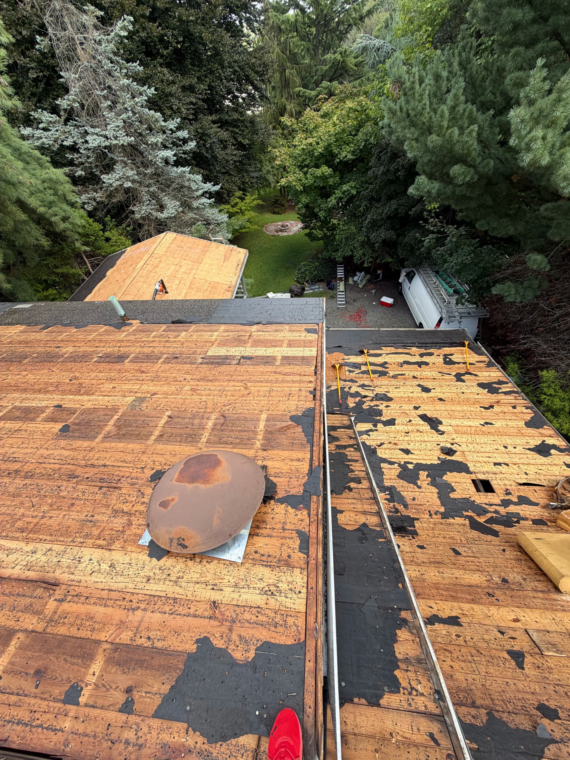 Gallery photos for IKO Dynasty Granite Black Roof Replacement in Paramus NJ: Image #3